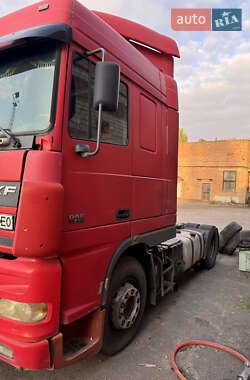 Тягач DAF XF 95.430 2003 в 