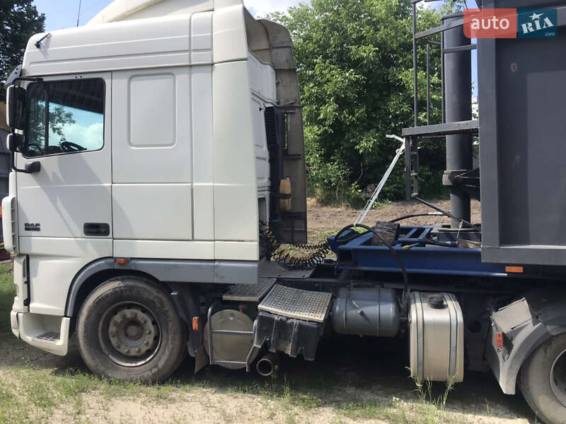 Самоскид DAF XF 95.430 2005 в Подільську