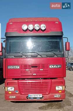 Самосвал DAF XF 95.430 2002 в Килии