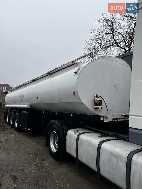 Цистерна DAF XF 95.430 2004 в Кривому Розі