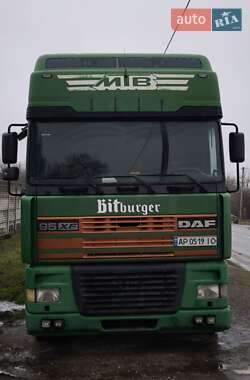 Вантажний фургон DAF XF 95.430 2001 в Запоріжжі