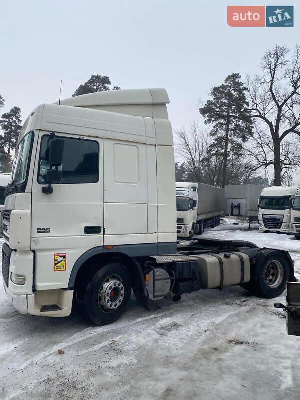 Тягач DAF XF 95.430 2005 в Киеве