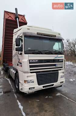 Тягач DAF XF 95.480 2006 в Ромнах