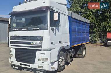 Самосвал DAF XF 95.480 2005 в  фото 9 Самосвал DAF XF 95.480 2005 в