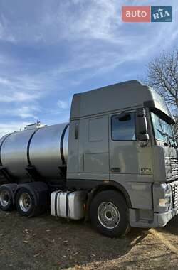 Цистерна DAF XF 95.480 2001 в Черновцах