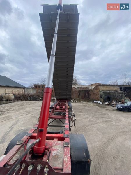 Зерновоз DAF XF 95.480 2004 в Городке