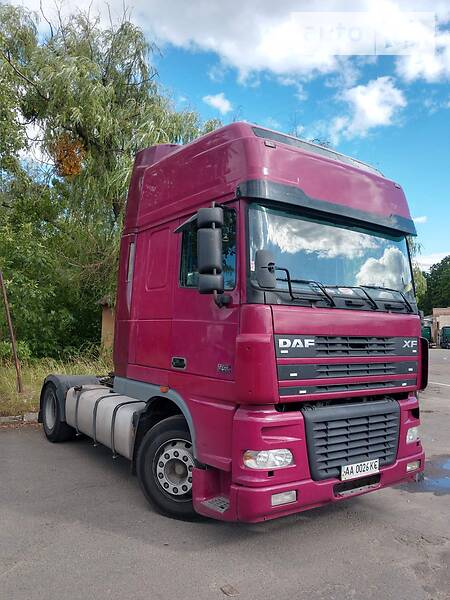 Тягач DAF XF 95 2003 в Киеве