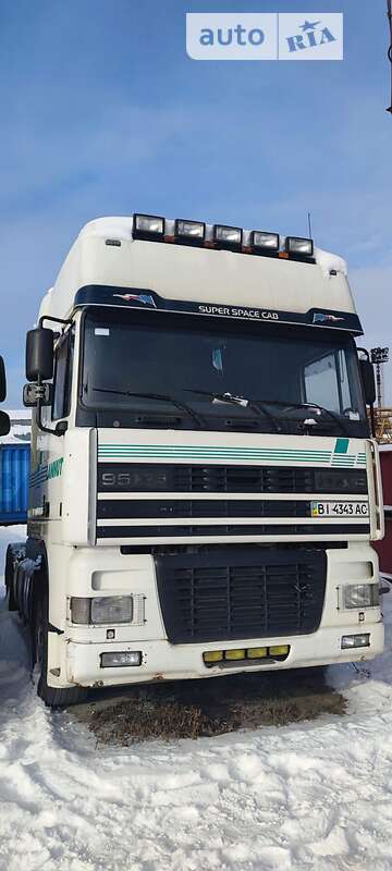 Тягач DAF XF 95 2002 в 