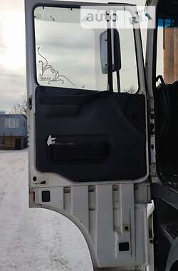 Тягач DAF XF 95 2002 в 