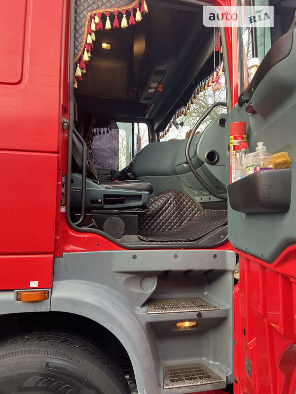 Тягач DAF XF 95 2004 в Белополье