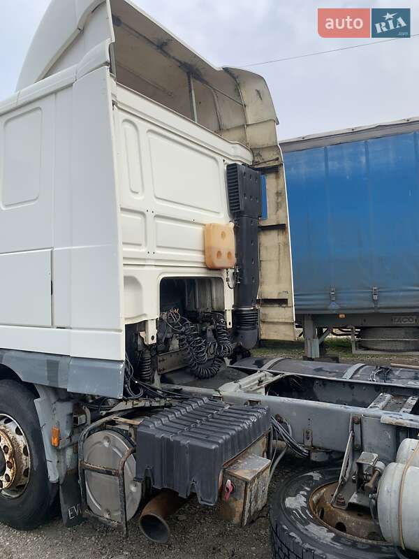 Тягач DAF XF 95 2000 в Запорожье