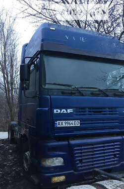 Тягач DAF XF 95 2004 в Запорожье