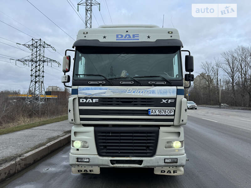 Тягач DAF XF 95 2005 в 