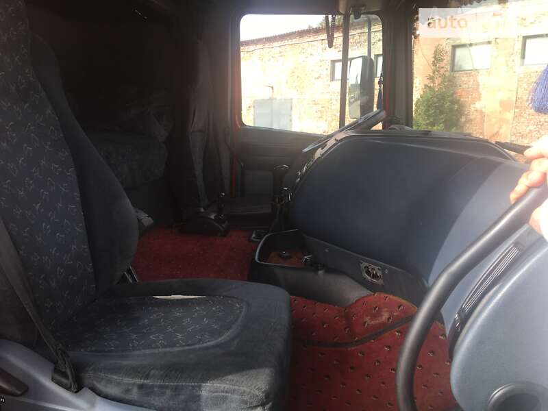 Інші вантажівки DAF XF 95 2000 в Славуті