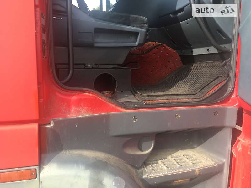 Інші вантажівки DAF XF 95 2000 в Славуті