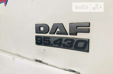Тягач DAF XF 95 2006 в Кам'янському