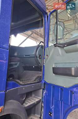 Тягач DAF XF 95 2002 в 