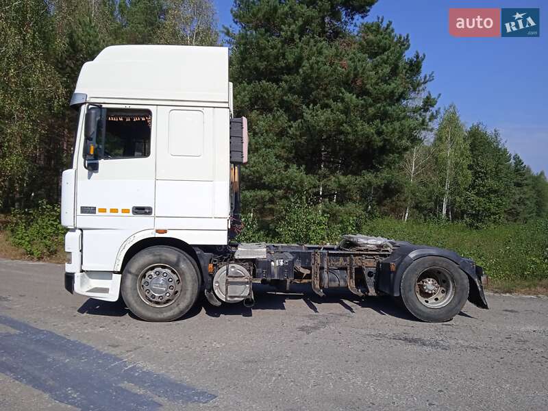 Тягач DAF XF 95 2002 в Любешове