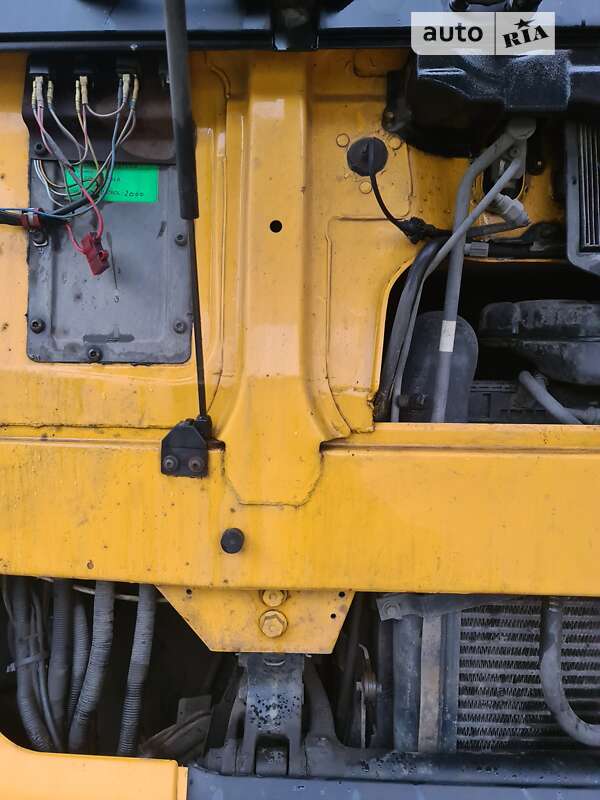 Тягач DAF XF 95 2000 в Днепре