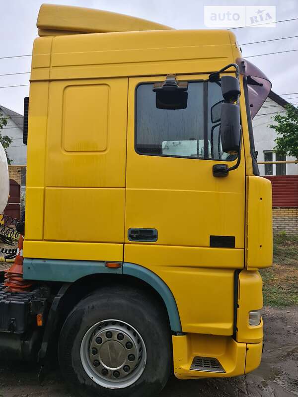 Тягач DAF XF 95 2000 в Днепре