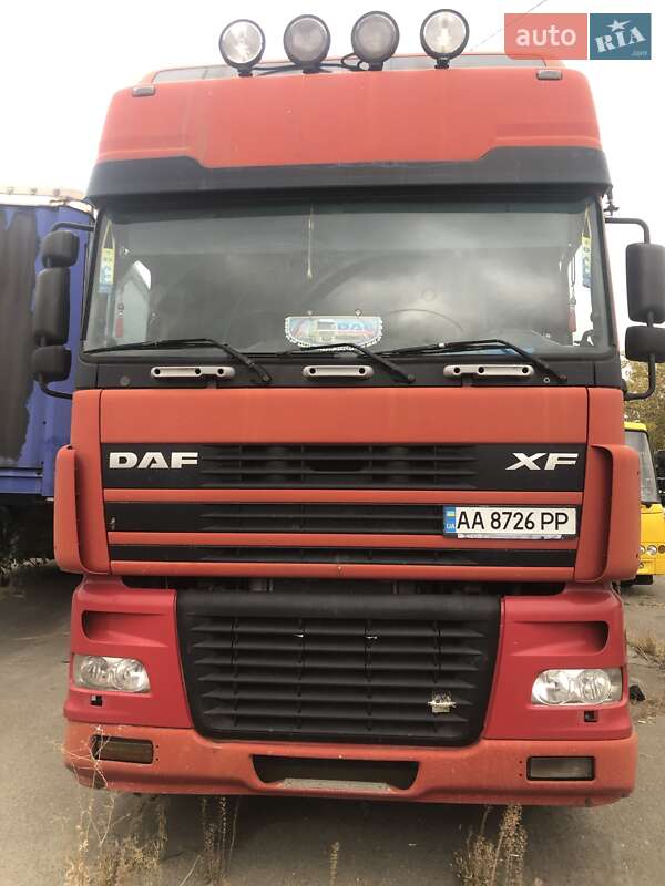 Тягач DAF XF 95 2004 в Киеве