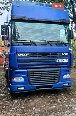 Тягач DAF XF 95 2003 в 