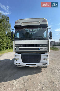 Тягач DAF XF 95 1999 в Чуднове