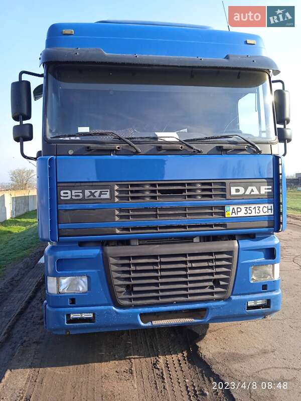 Тягач DAF XF 95 2001 в Запоріжжі