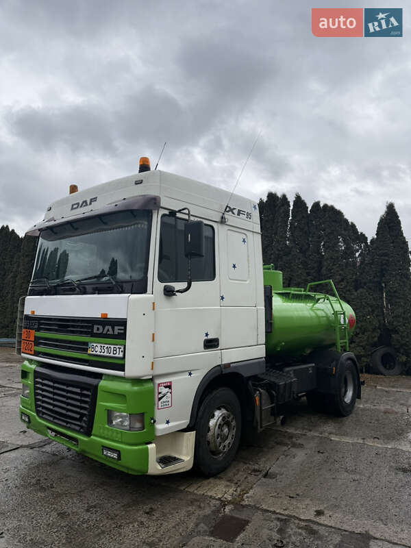 Цистерна DAF XF 95 1998 в Львове