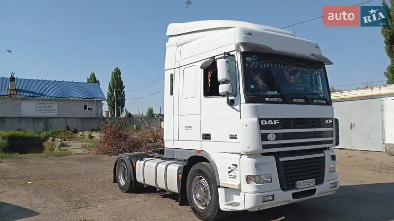 Тягач DAF XF 95 2005 в 