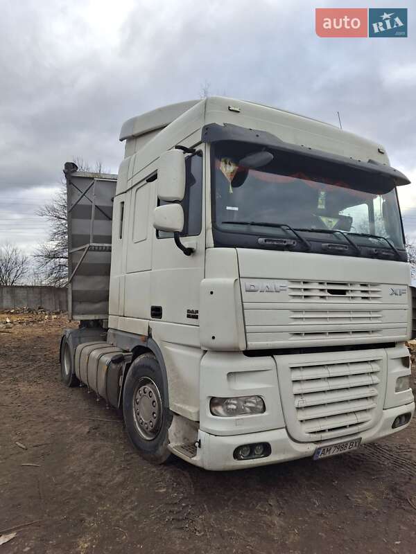 Тягач DAF XF 95 2006 в Лугинах