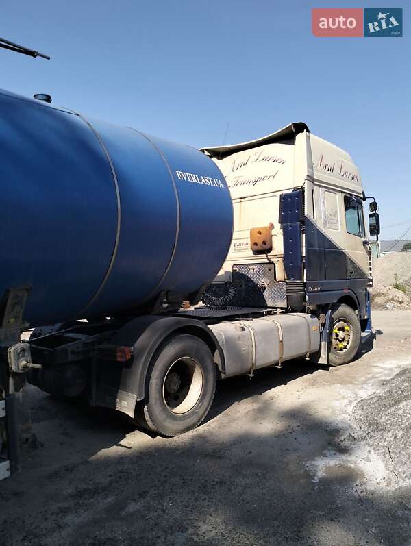 Цистерна DAF XF 95 1999 в Рівному