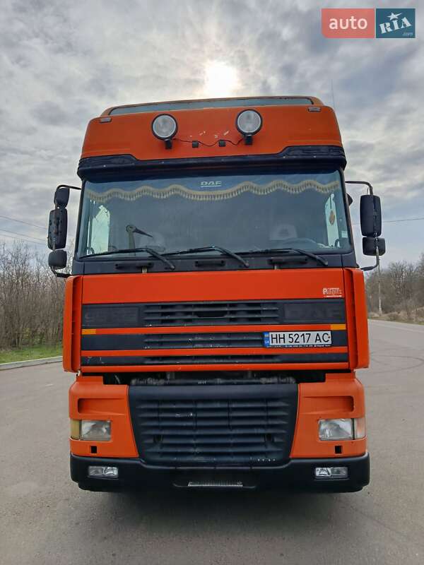 Тягач DAF XF 95 1998 в Березовке