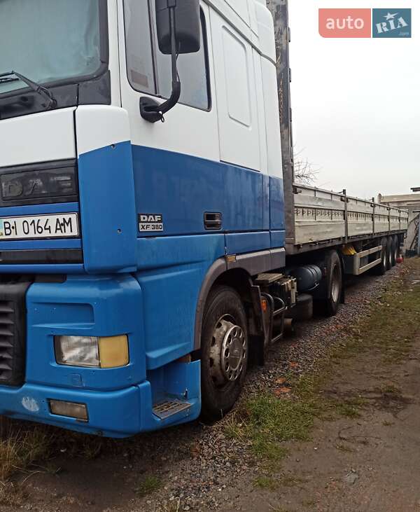 Тягач DAF XF 95 1999 в Полтаве