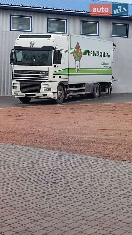 Вантажний фургон DAF XF 95 1999 в Дніпрі