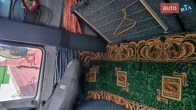 Вантажний фургон DAF XF 95 1999 в Дніпрі