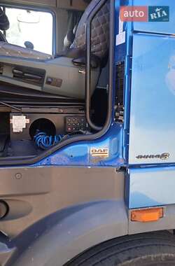 Тягач DAF XF 95 2002 в 
