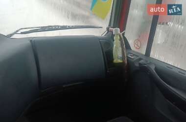 Грузовой фургон DAF XF 95 2000 в 