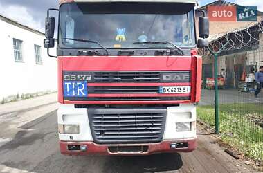 Грузовой фургон DAF XF 95 2000 в 