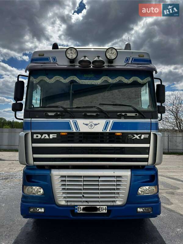 Тягач DAF XF 95 2005 в 