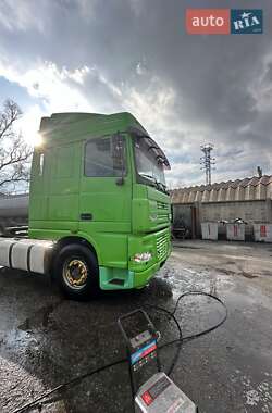 Тягач DAF XF 95 2002 в 
