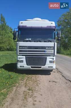 Тягач DAF XF 95 1999 в Чорткове