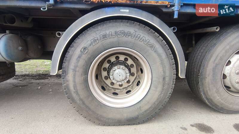 Грузовой фургон DAF XF 95 1996 в Краснограде