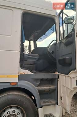 Тягач DAF XF 95 2005 в Дніпрі