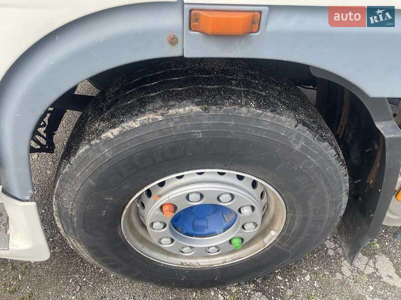 Тягач DAF XF 95 2004 в Ярмолинцах
