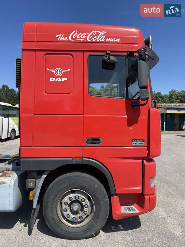 Тягач DAF XF 95 2000 в Запорожье фото 3 Тягач DAF XF 95 2000 в Запорожье