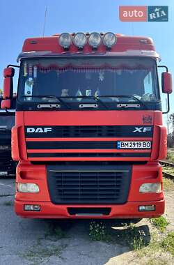 Тягач DAF XF 95 2004 в Ромнах