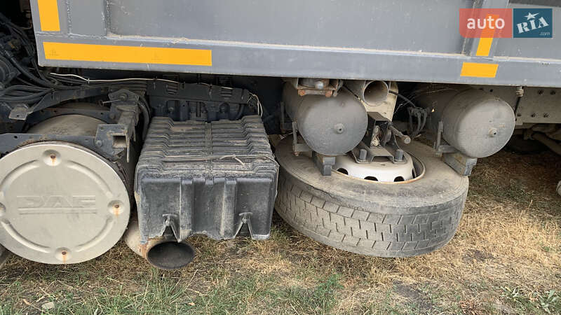 Зерновоз DAF XF 95 2002 в Сарате фото 4 Зерновоз DAF XF 95 2002 в Сарате