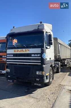 Тягач DAF XF 95 2001 в 