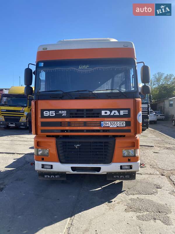 Тягач DAF XF 95 1996 в 